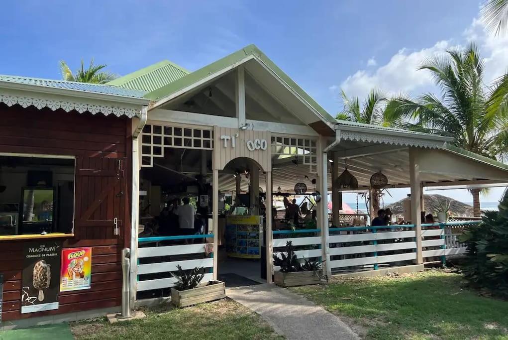 Coco Breeze - Anse Des Rochers Saint-Francois  Buitenkant foto